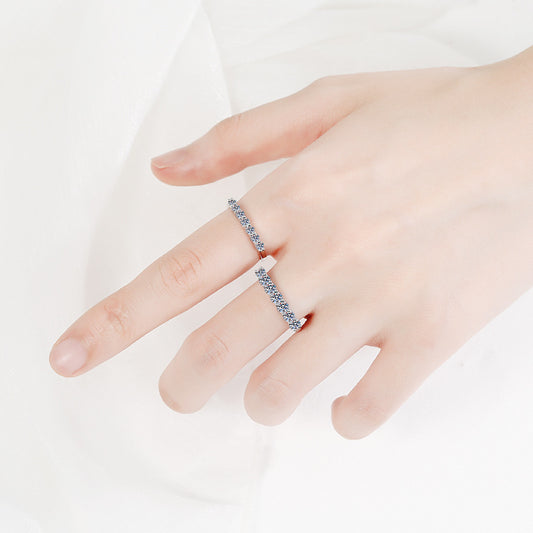 Ella - Round Cut Ring