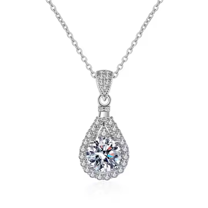 Liora - Round Cut Necklace