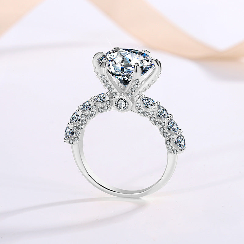 Nova - Round Cut Ring
