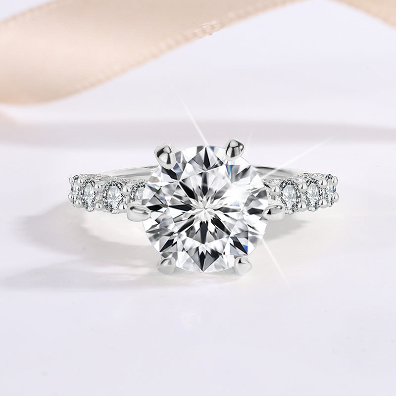 Nova - Round Cut Ring