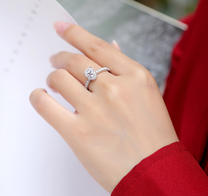 Bella - Oval Cut Ring