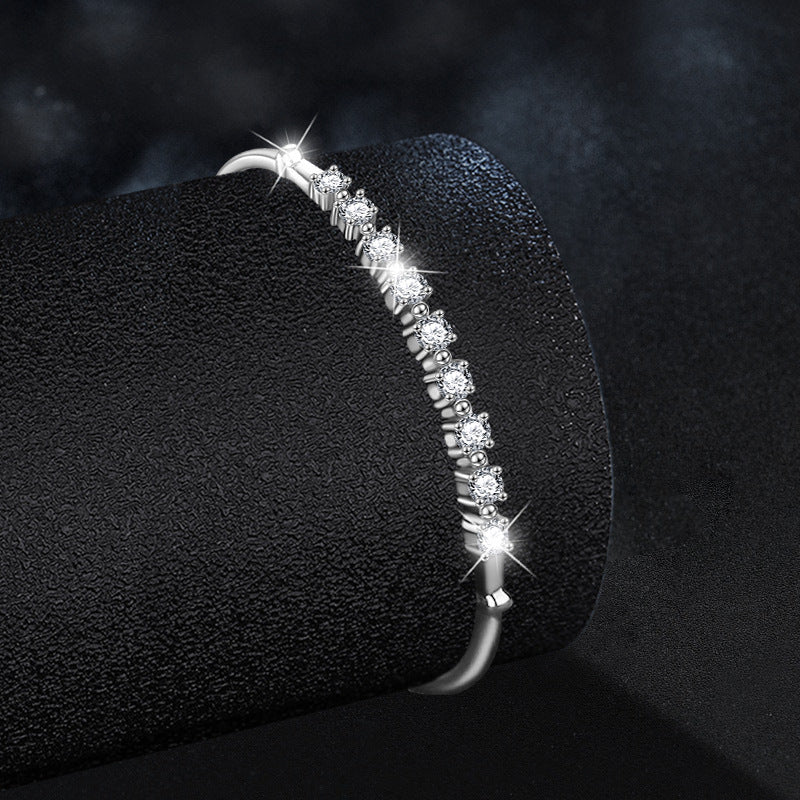 Lola – Round Cut Bracelet