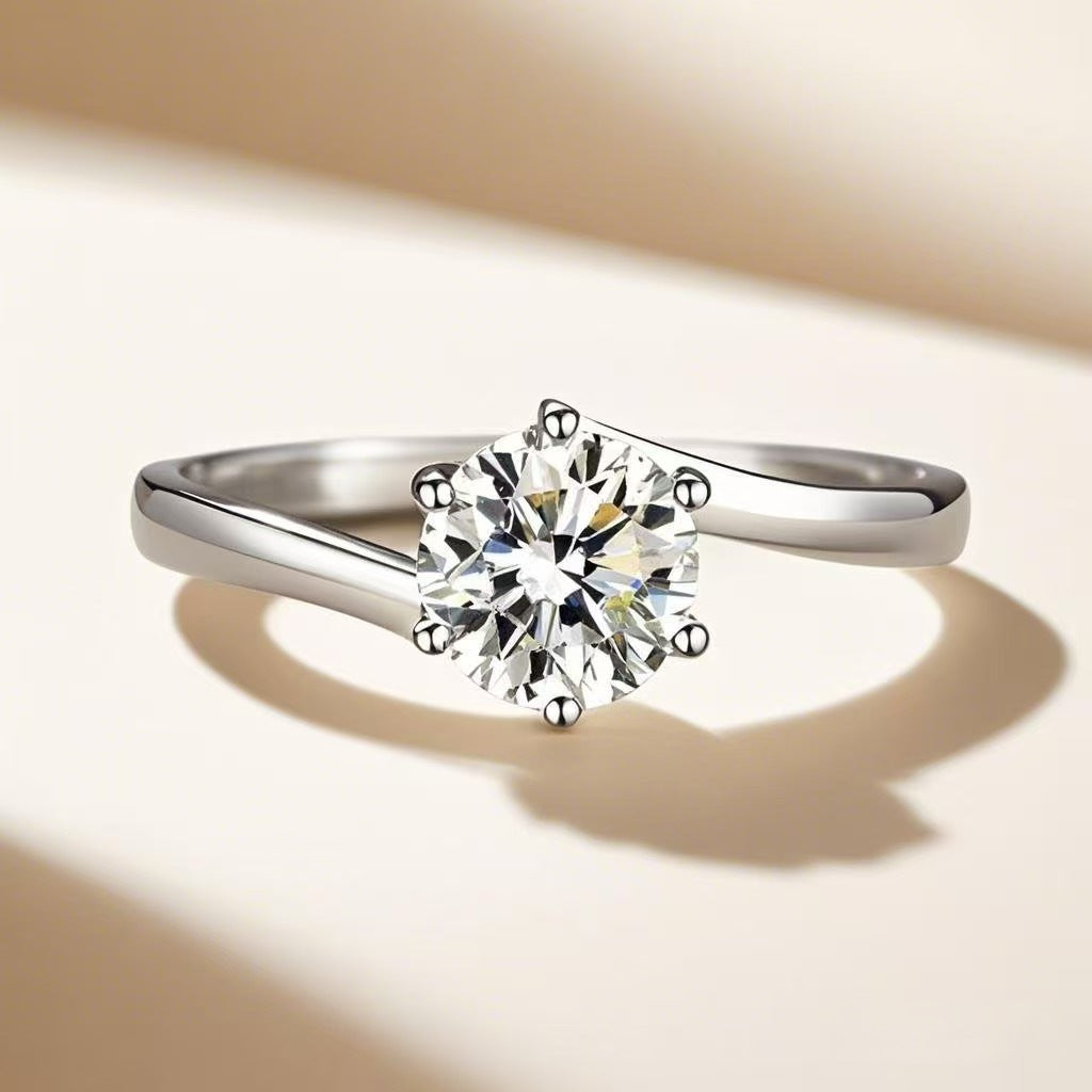 Eve - Round Cut Ring
