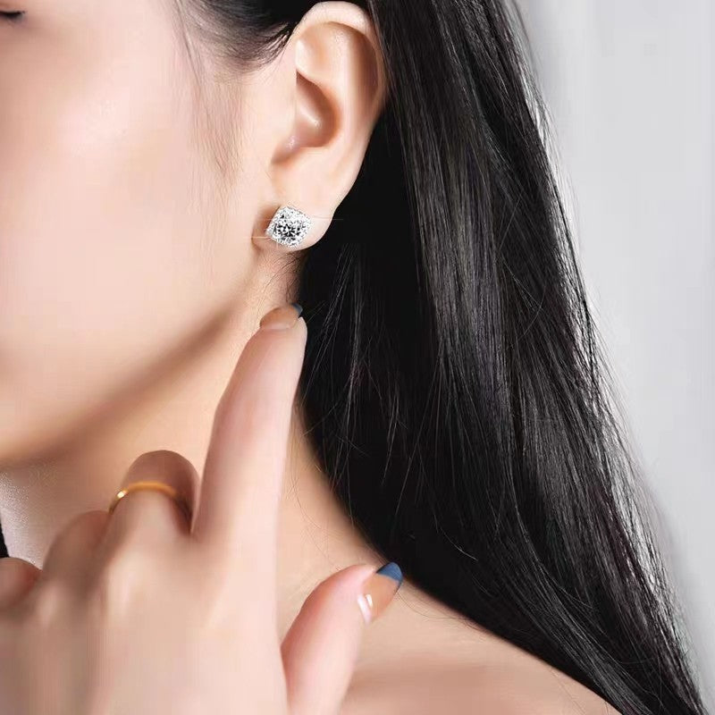 Joudy – Cushion Cut Earring